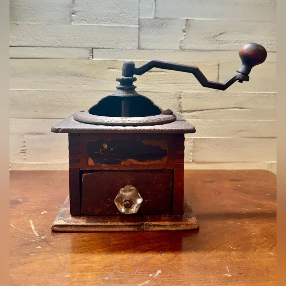 ANTIQUE, LOGAN & STROBRIDGE IRON CO. #701, CAST IRON/WOOD COFFEE GRINDER